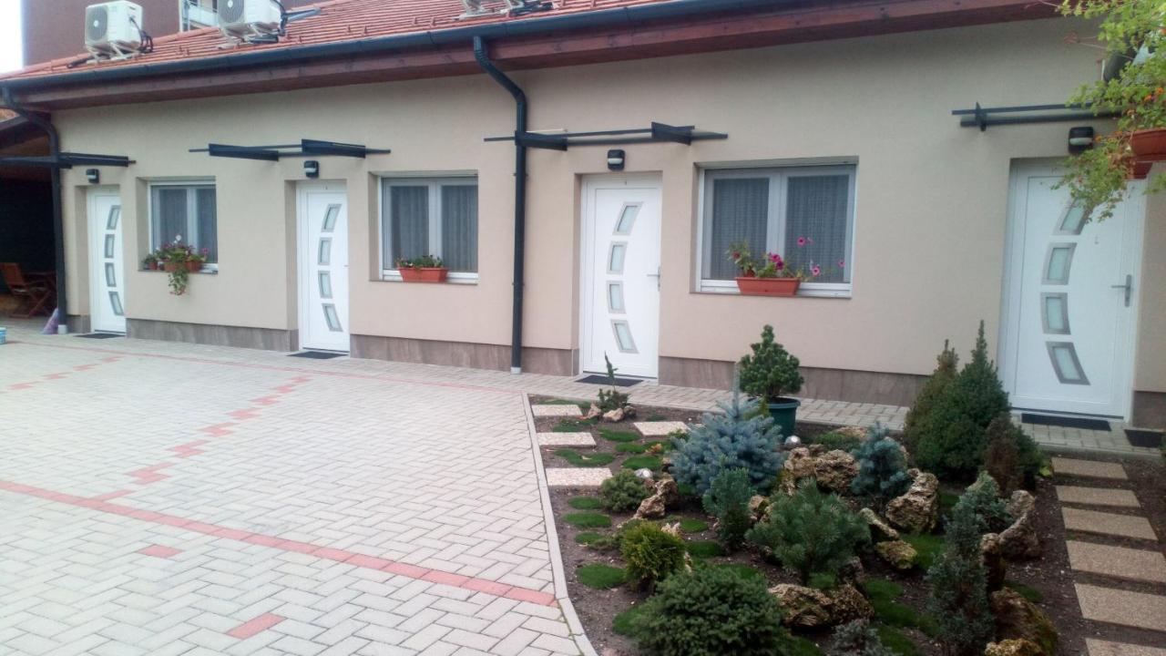Borostyán Vendégház Eger Extérieur photo